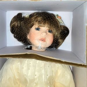 Anne DiMartino Georgetown Collection Julie Porcelain Doll